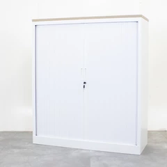 Roldeurkast 120cm breed / 135cm hoog 042501