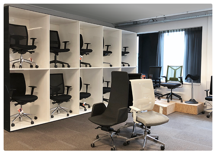 Kom proefzitten op bureaustoelen in onze showroom Officetopper!